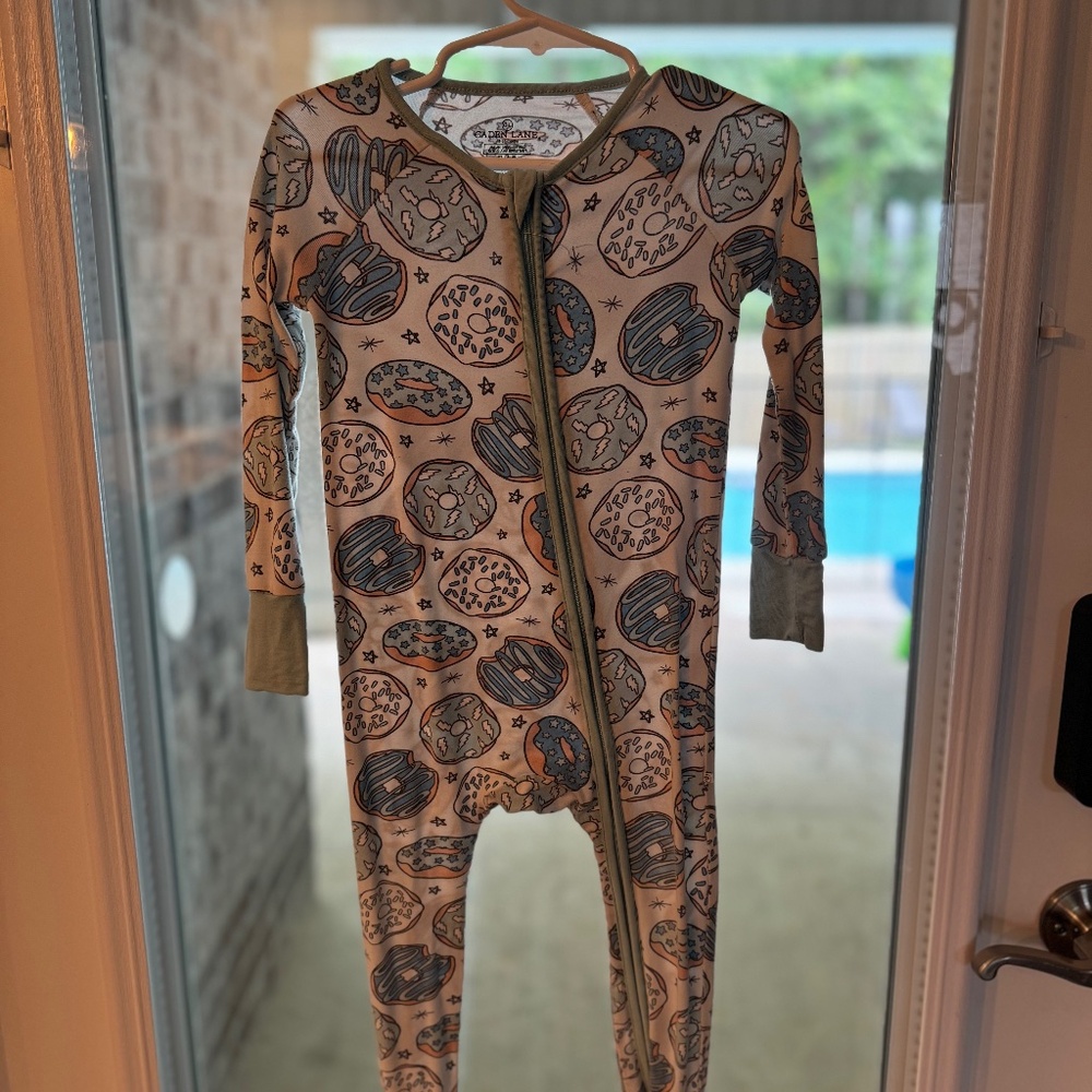 Caden Lane Convertible Zip Romper